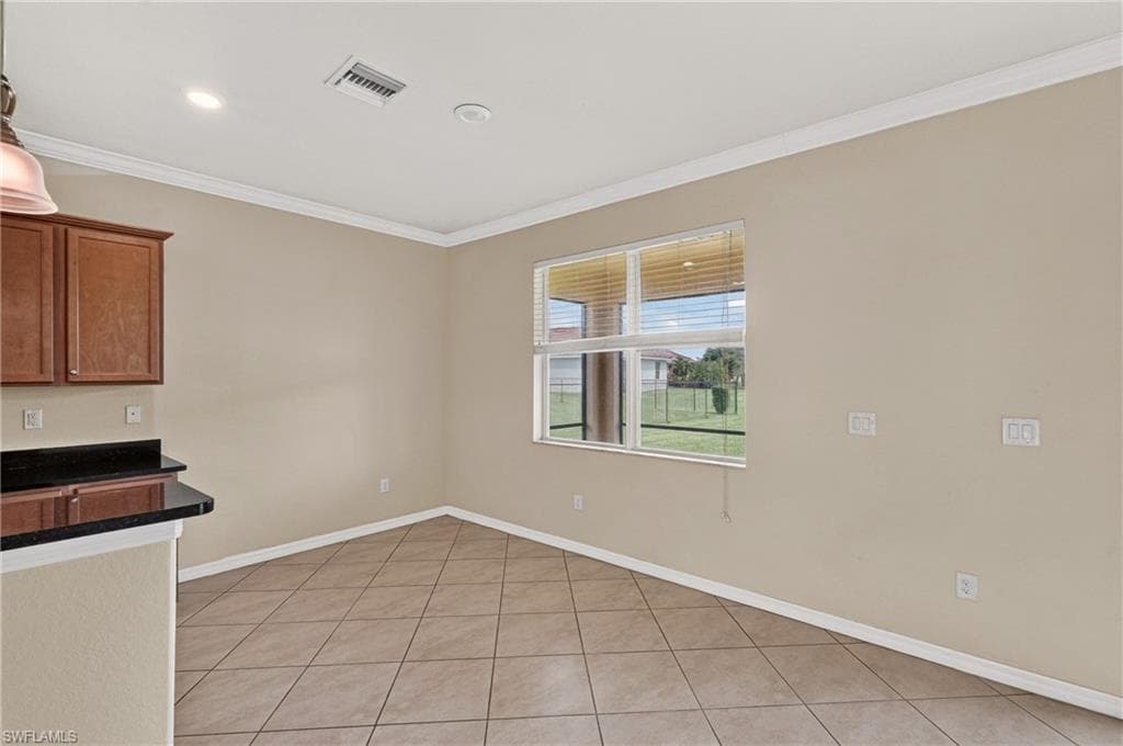 3576 Valle Santa CIR-12