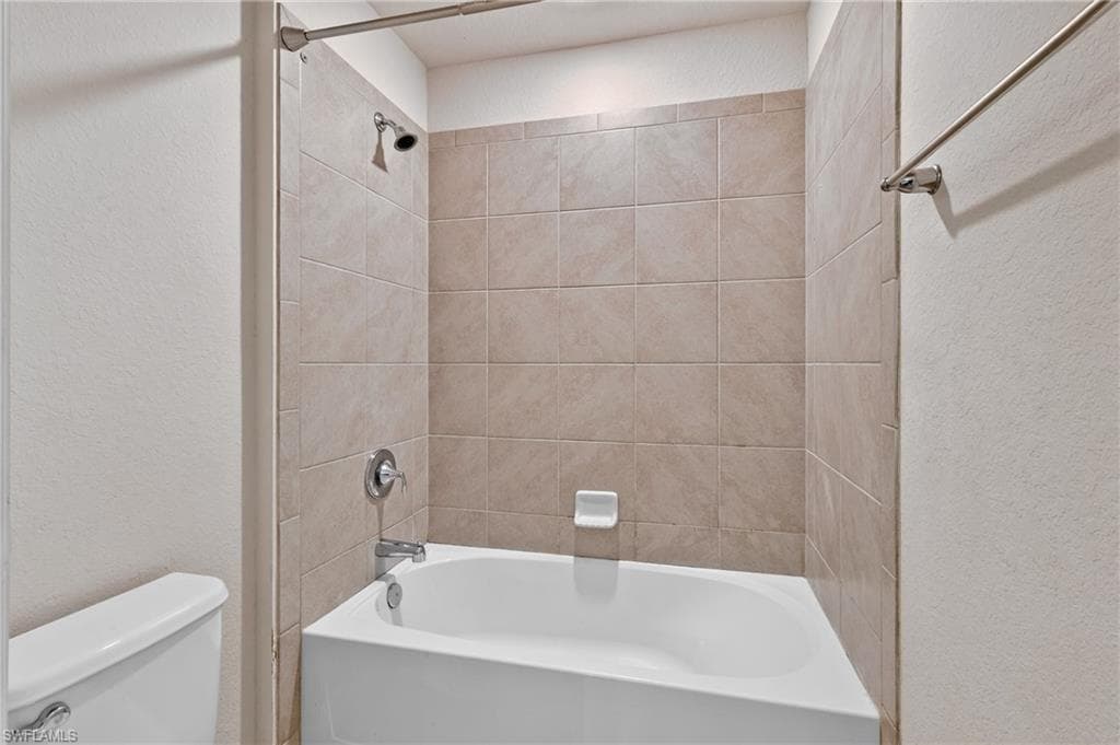 3576 Valle Santa CIR-24