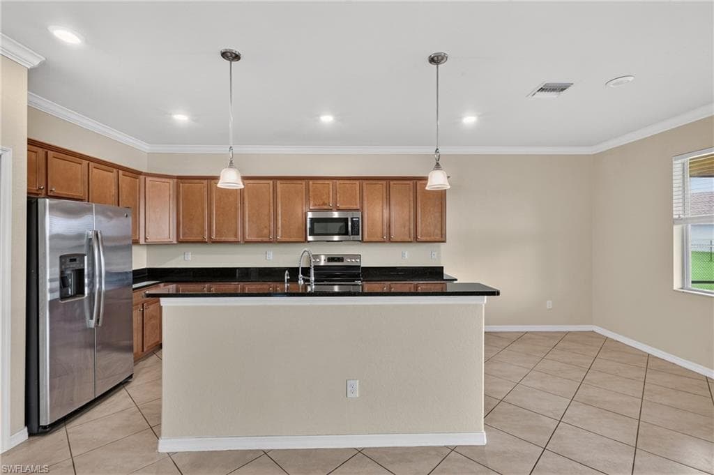 3576 Valle Santa CIR-8