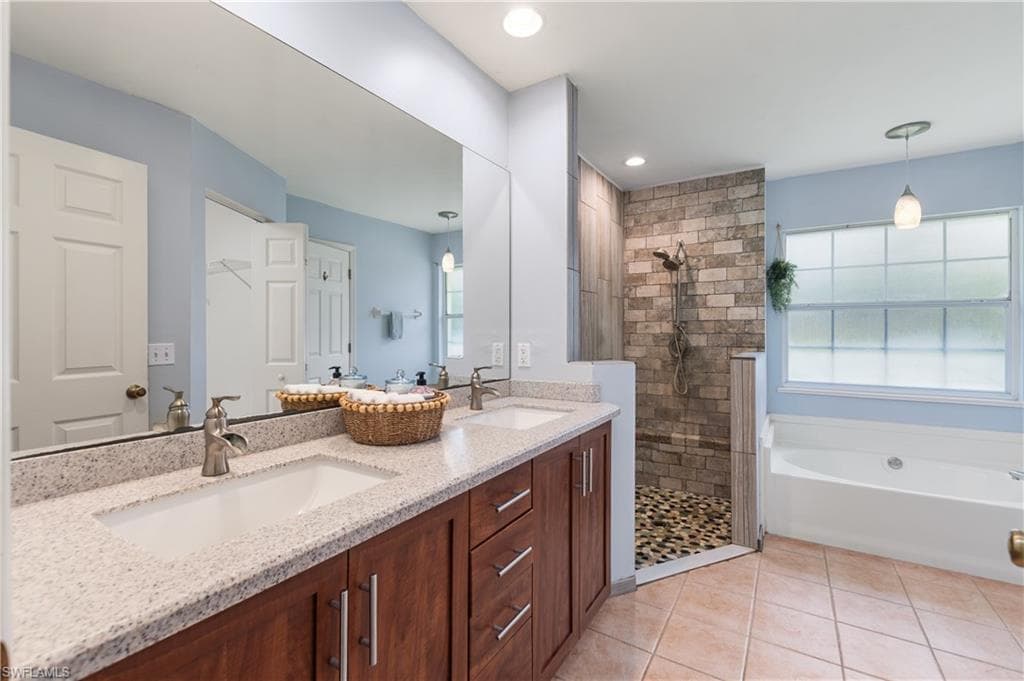 3271 7th AVE NW-13