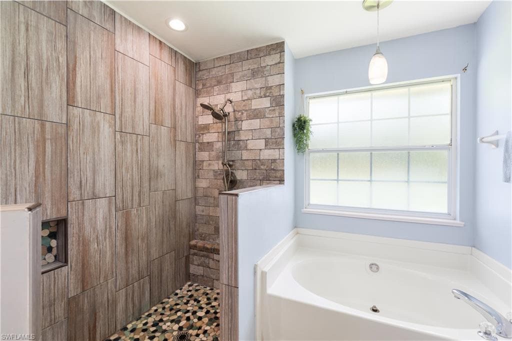 3271 7th AVE NW-14