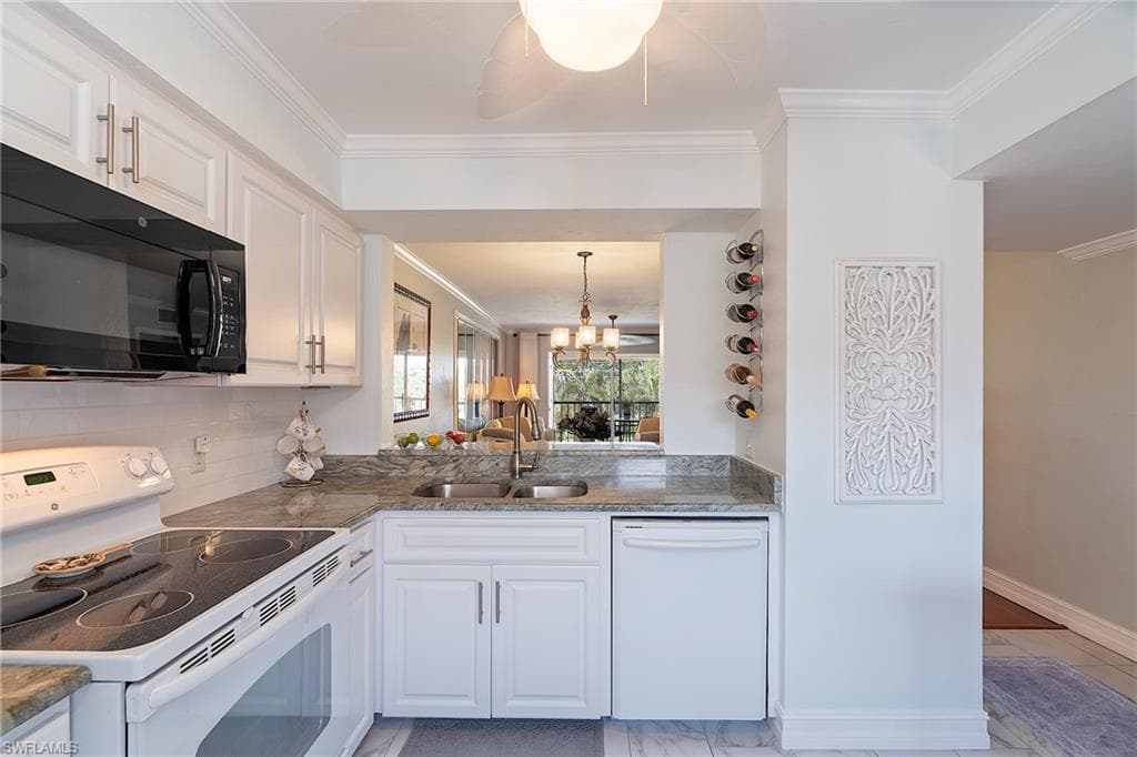 1075 Foxfire LN 310-2