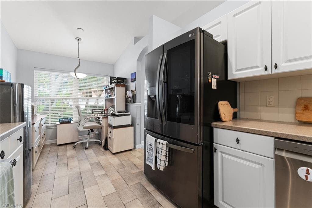13812 Lily Pad CIR-19