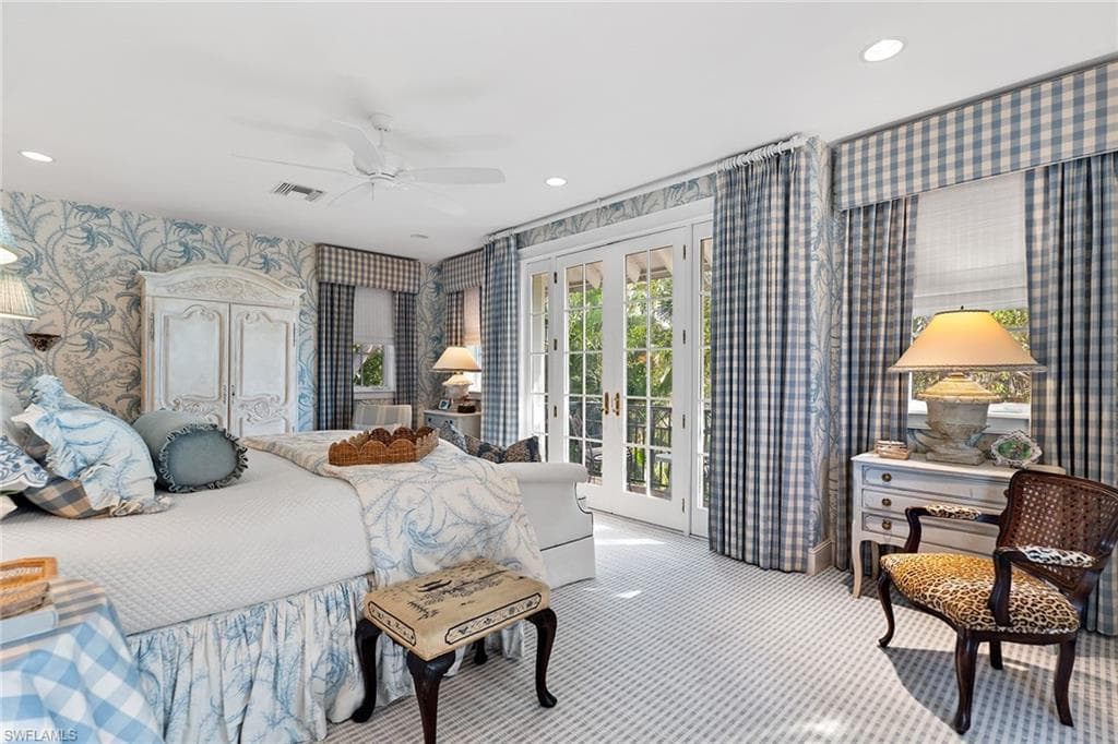 1800 Gordon DR-29