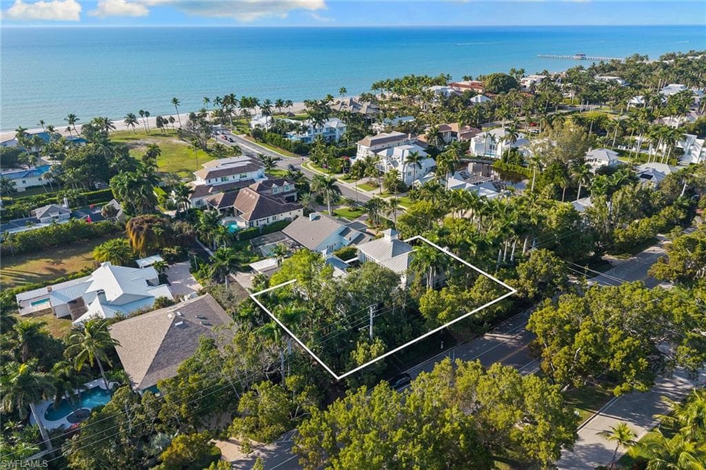 1800 Gordon DR-39