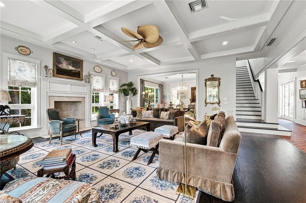1800 Gordon DR-8