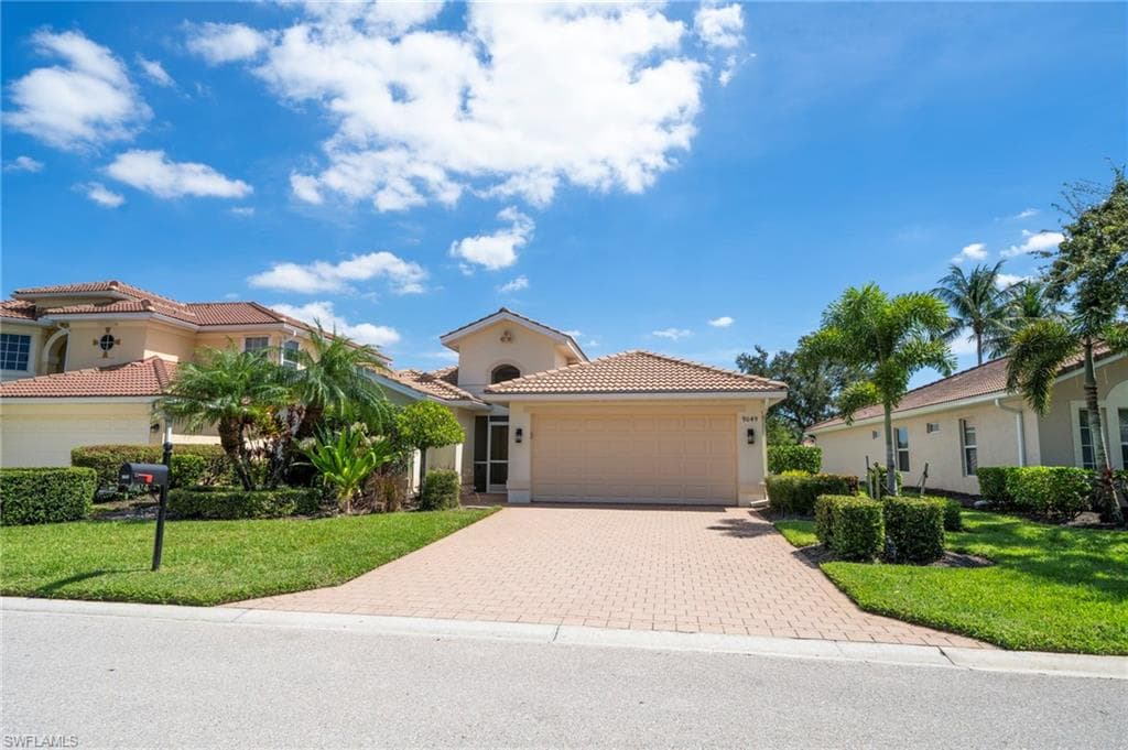 9049 Astonia WAY-3