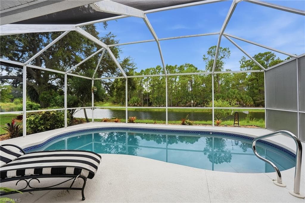 5253 Whitten DR-32