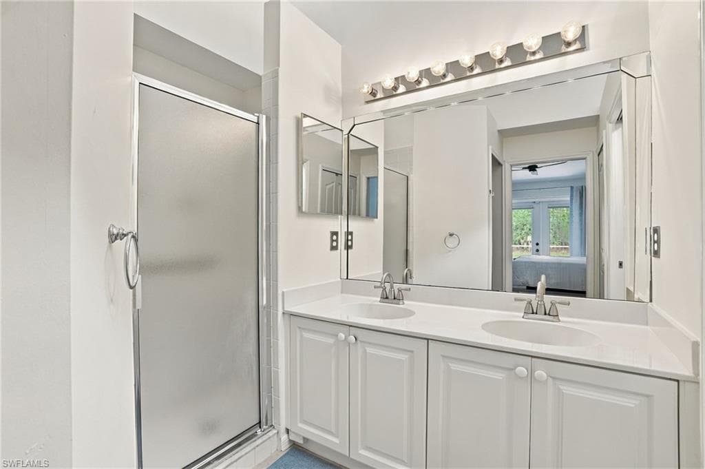 5253 Whitten DR-24