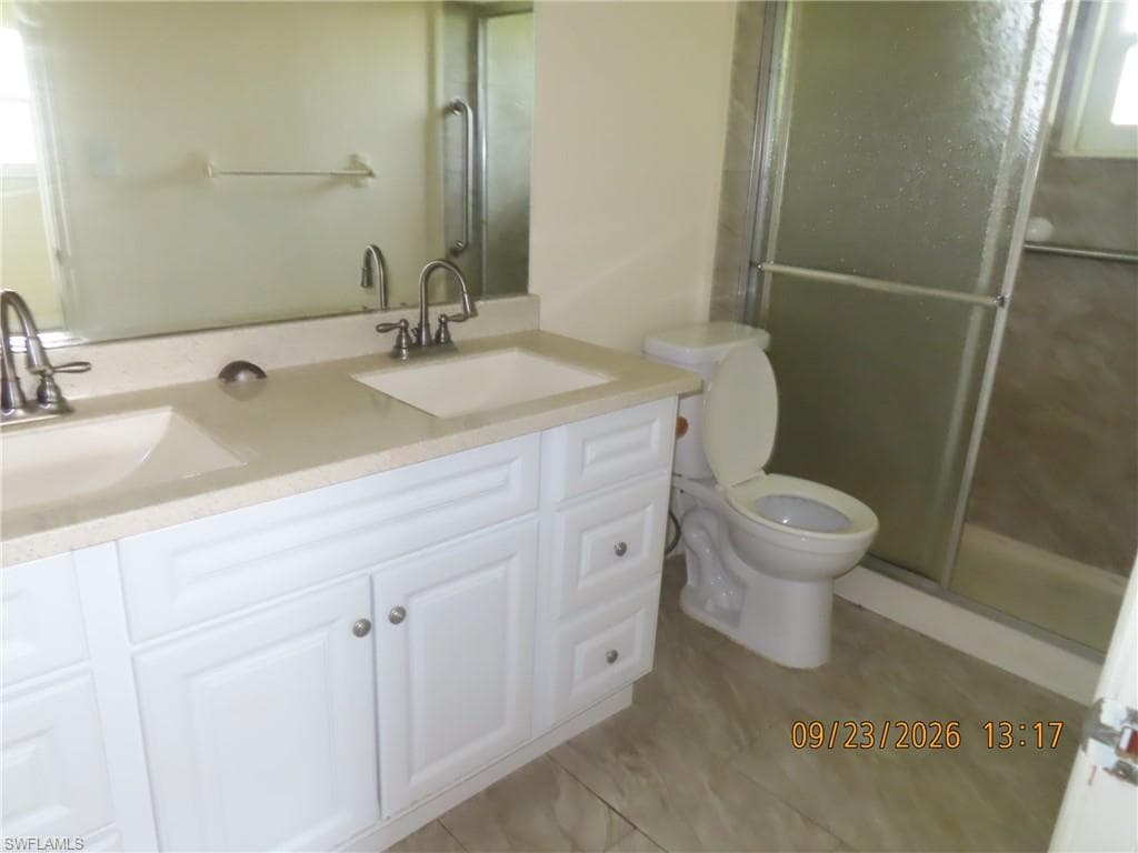 1579 Buck ST-9
