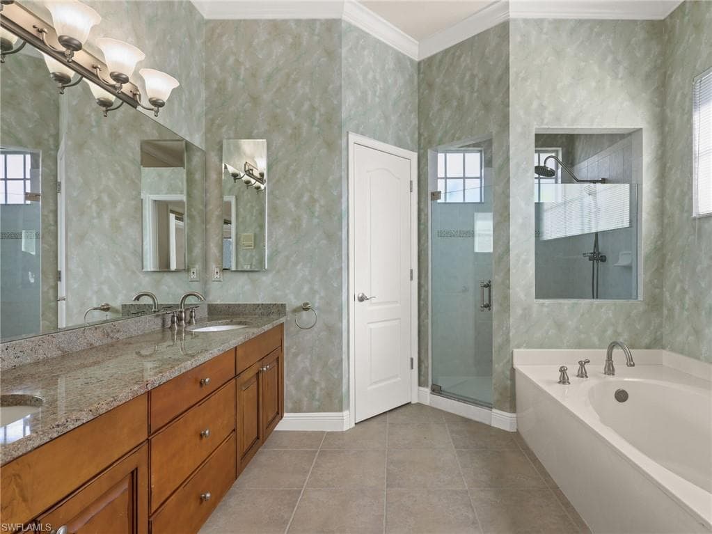 25870 Creekbend DR-27
