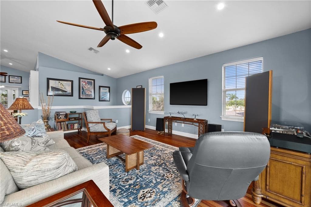 2713 8th AVE-34