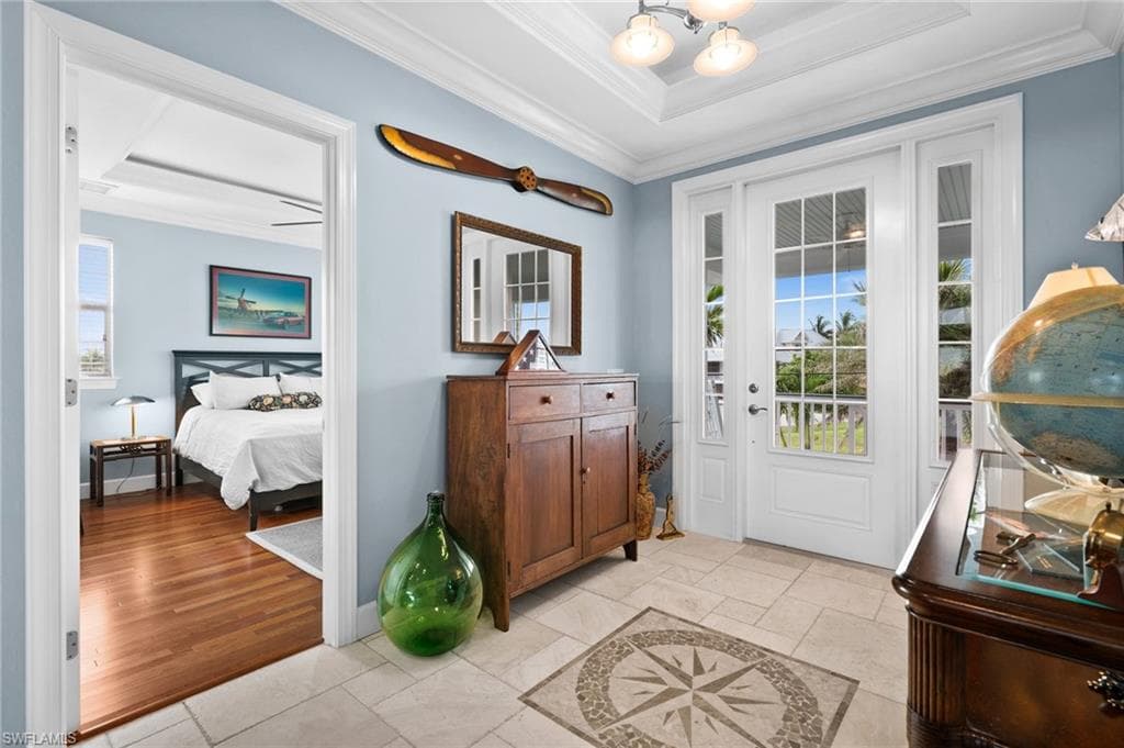 2713 8th AVE-14