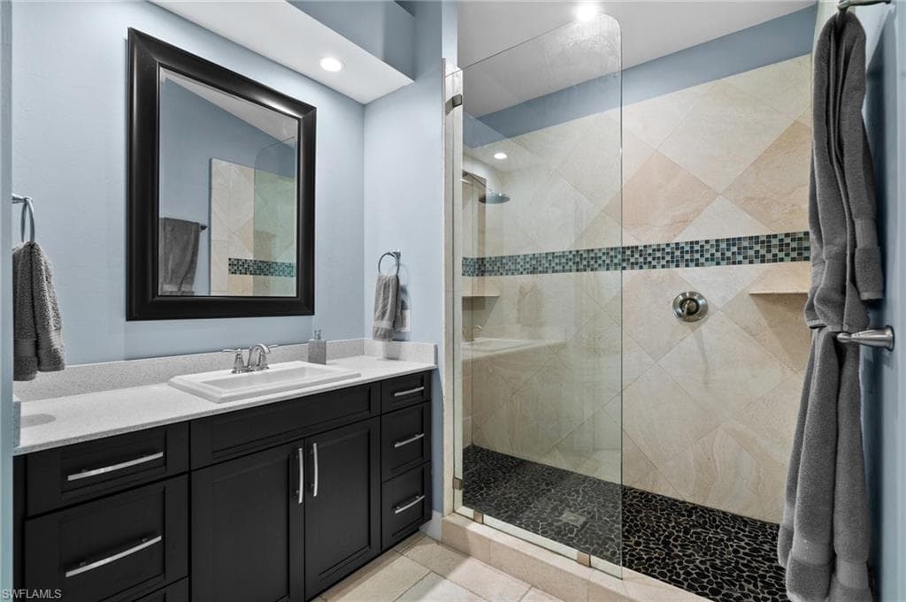 2713 8th AVE-18