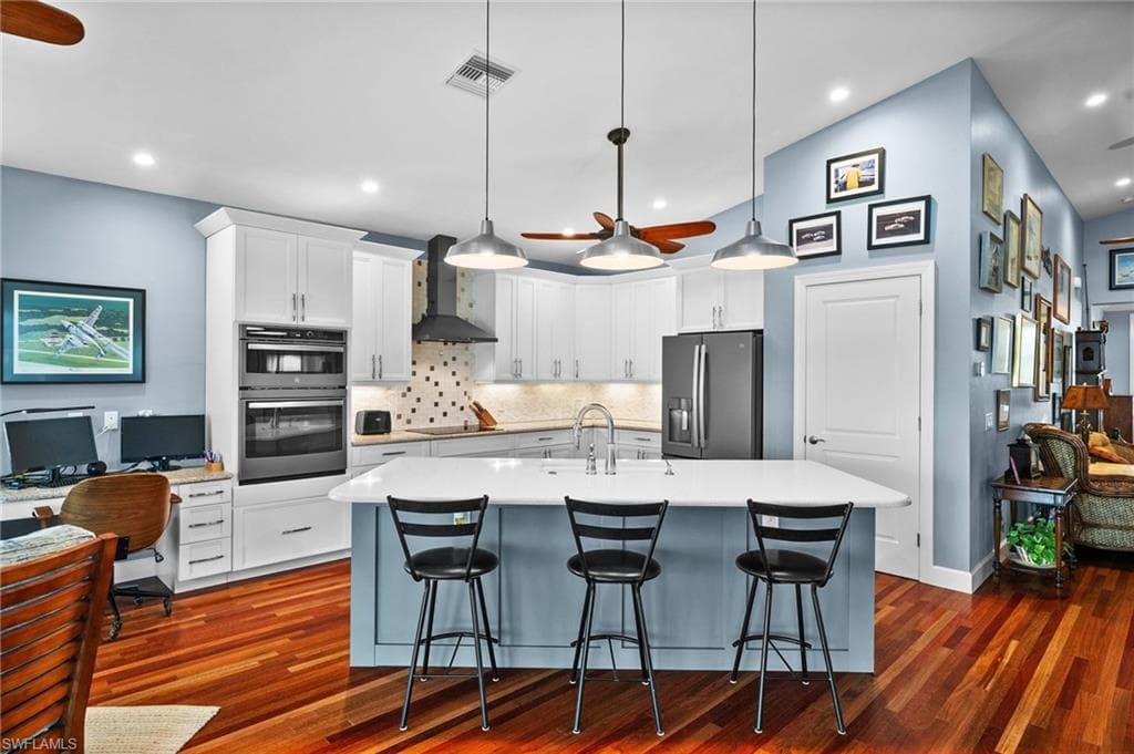 2713 8th AVE-4