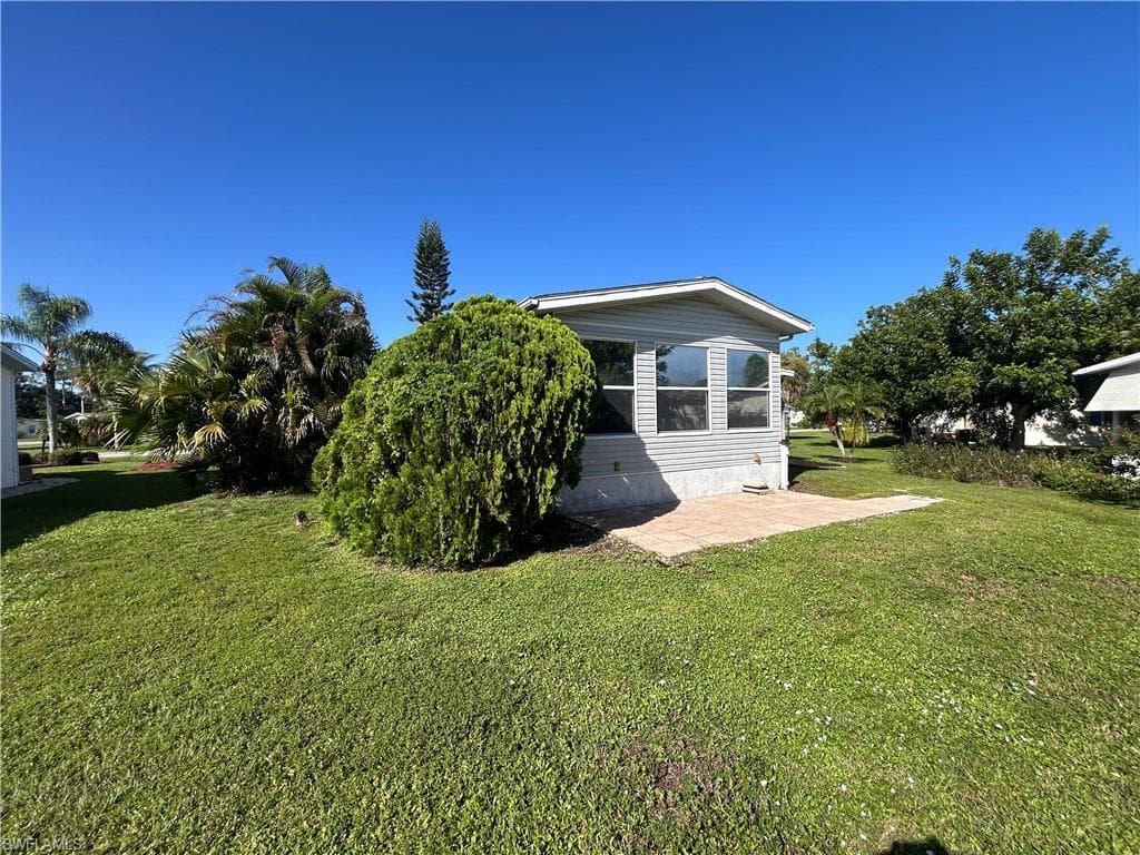 10561 Lake Loop RD 37M-28