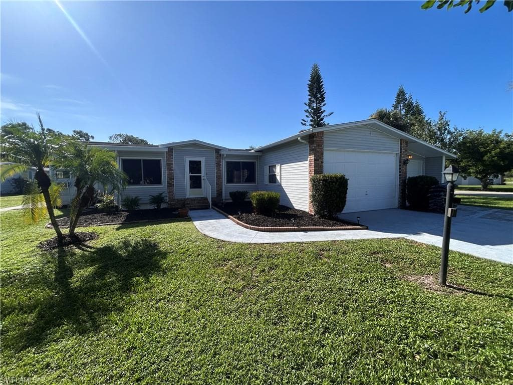 10561 Lake Loop RD 37M-1