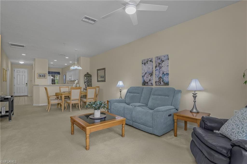 4863 Hampshire CT 104-9