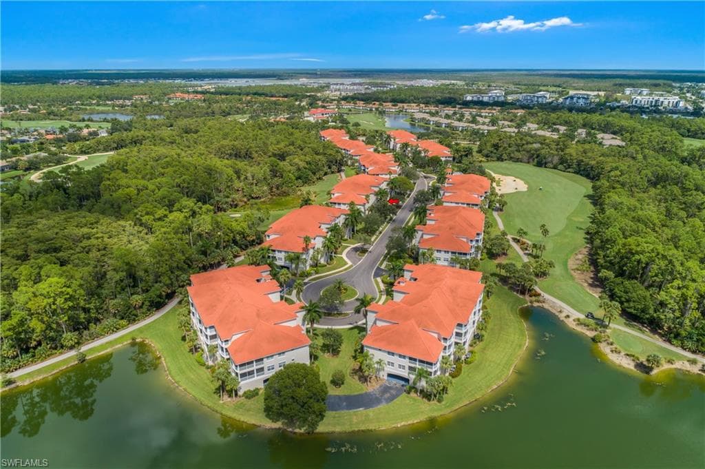 4863 Hampshire CT 104-30