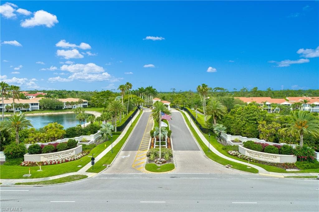 4863 Hampshire CT 104-31