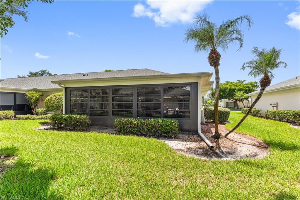 1267 Hazeltine DR-23