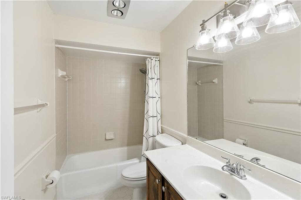 1267 Hazeltine DR-15
