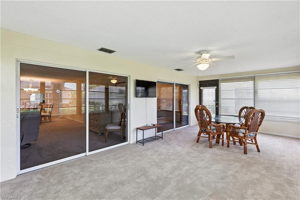 1267 Hazeltine DR-21