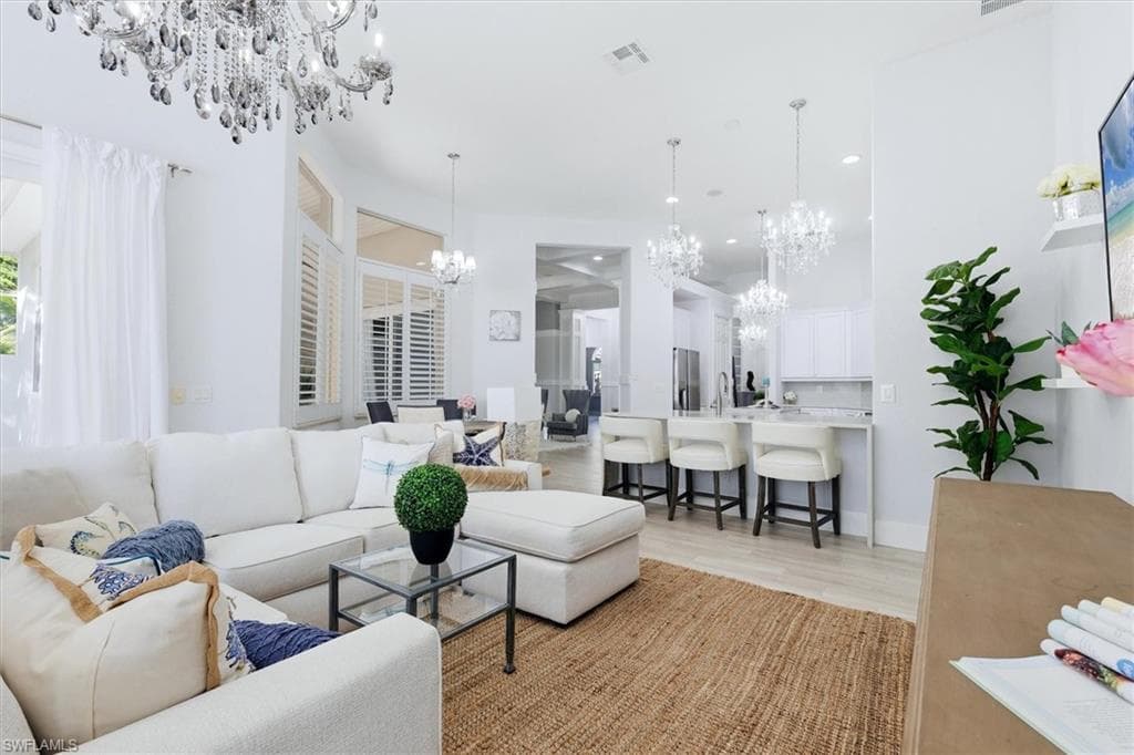8910 Paseo De Valencia ST-23