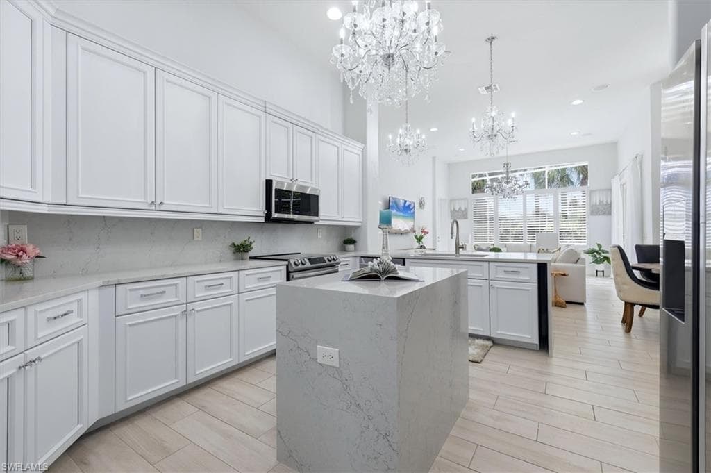 8910 Paseo De Valencia ST-16