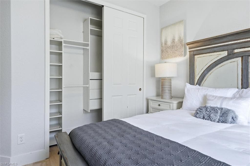 8910 Paseo De Valencia ST-32
