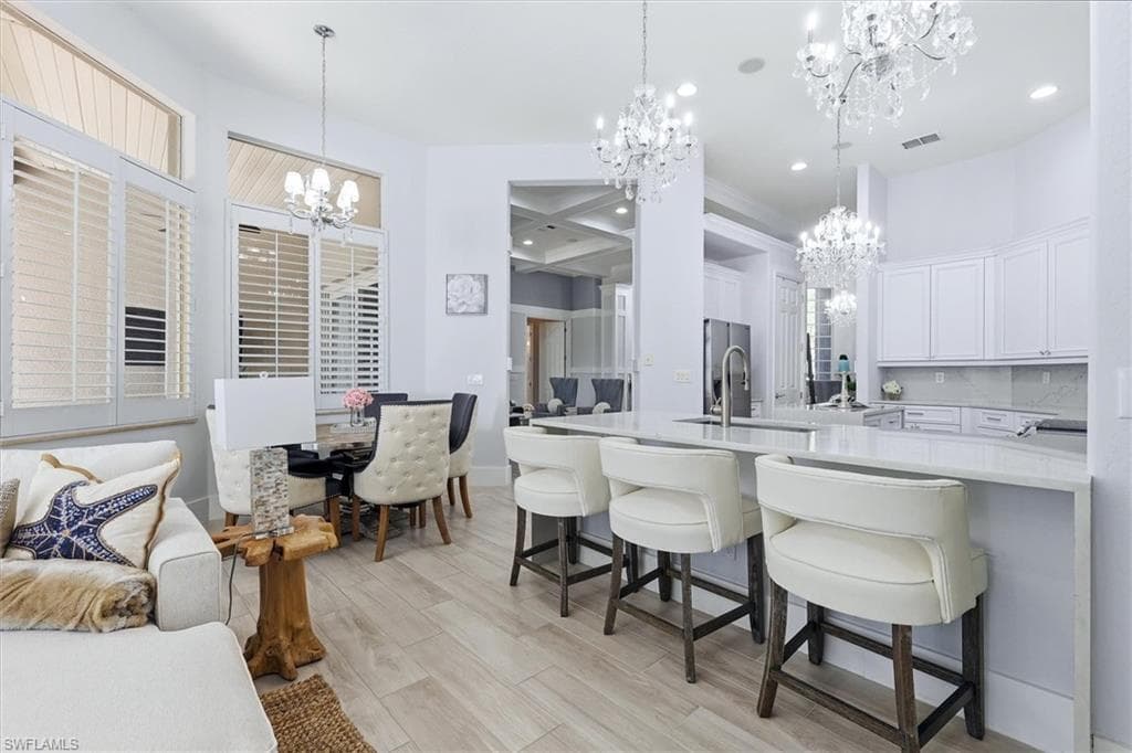 8910 Paseo De Valencia ST-18