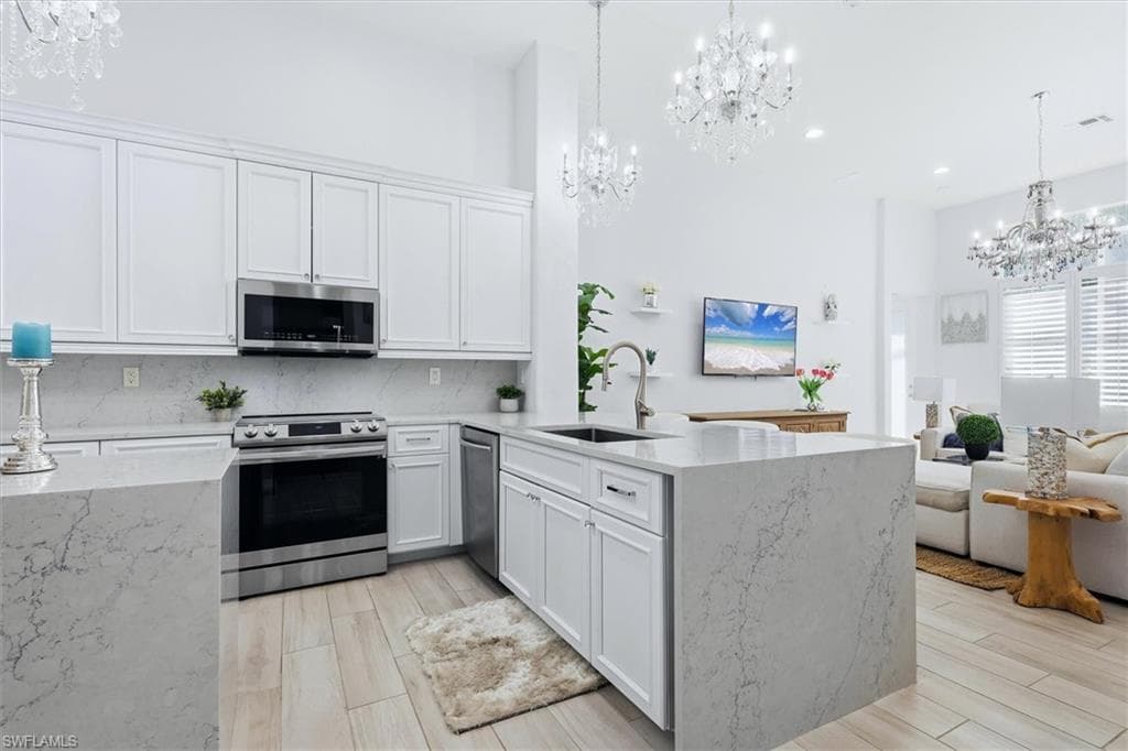 8910 Paseo De Valencia ST-15