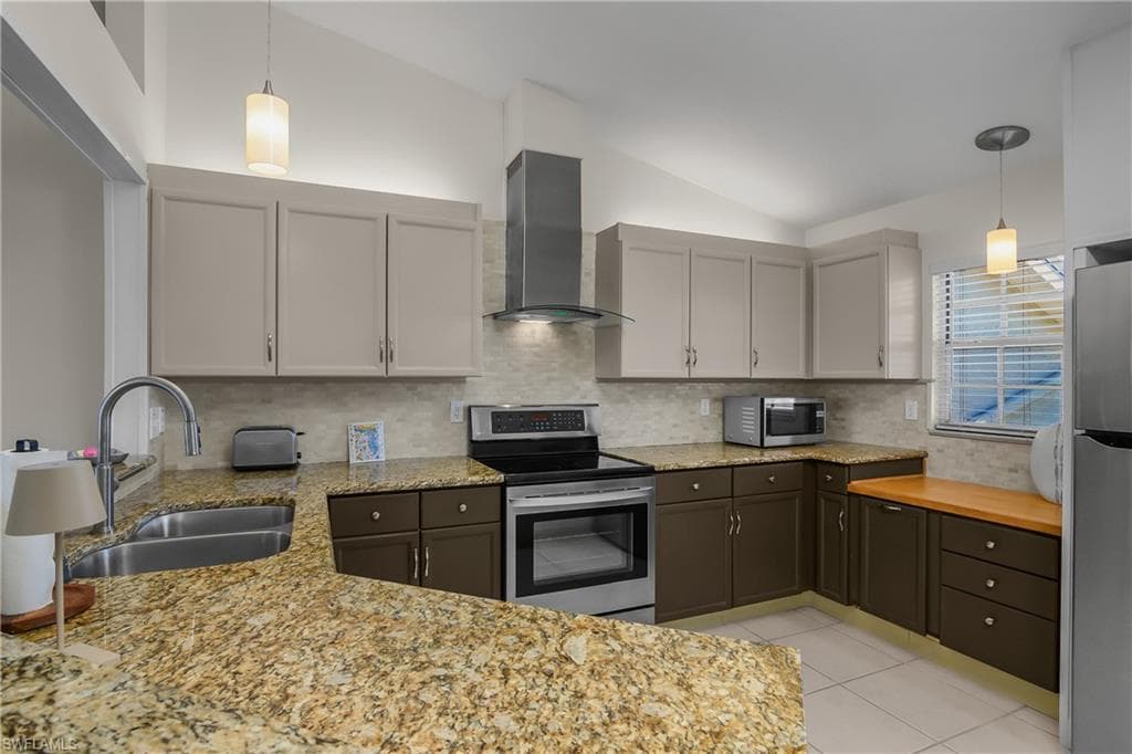 13131 Castle Harbour DR M7-3