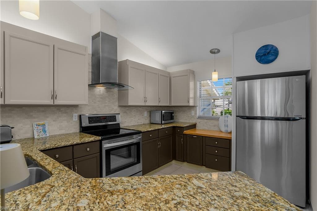 13131 Castle Harbour DR M7-15