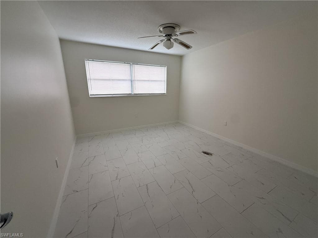 3225 E Riverside DR 21B-6