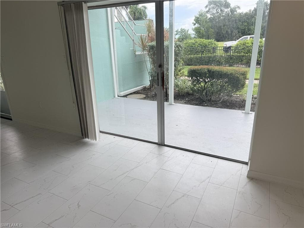 3225 E Riverside DR 21B-4