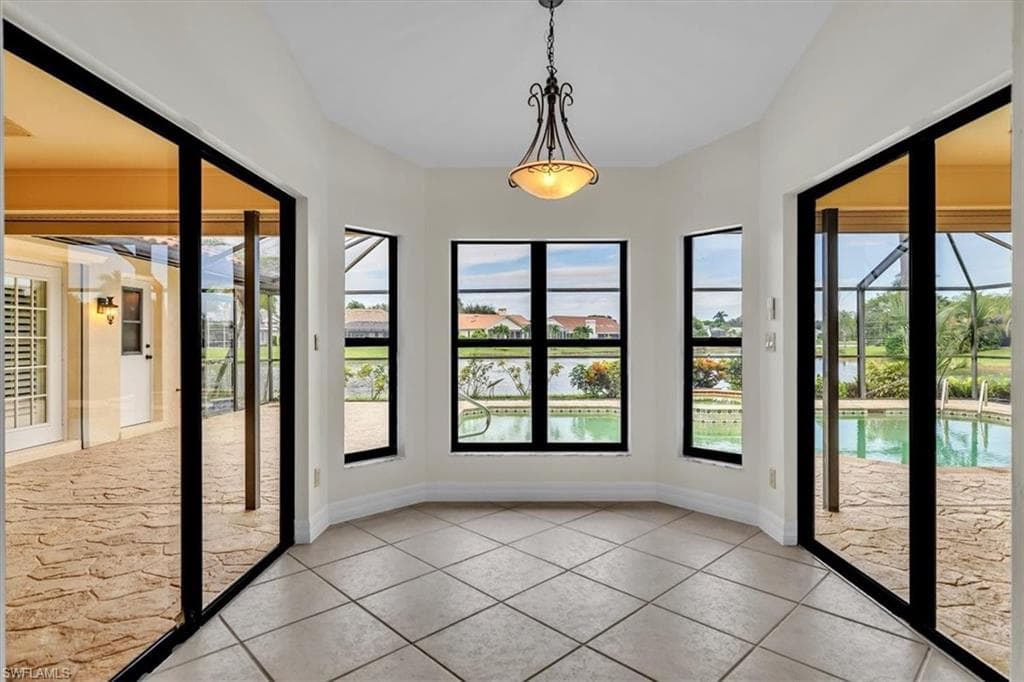 11543 Tanager CT-16