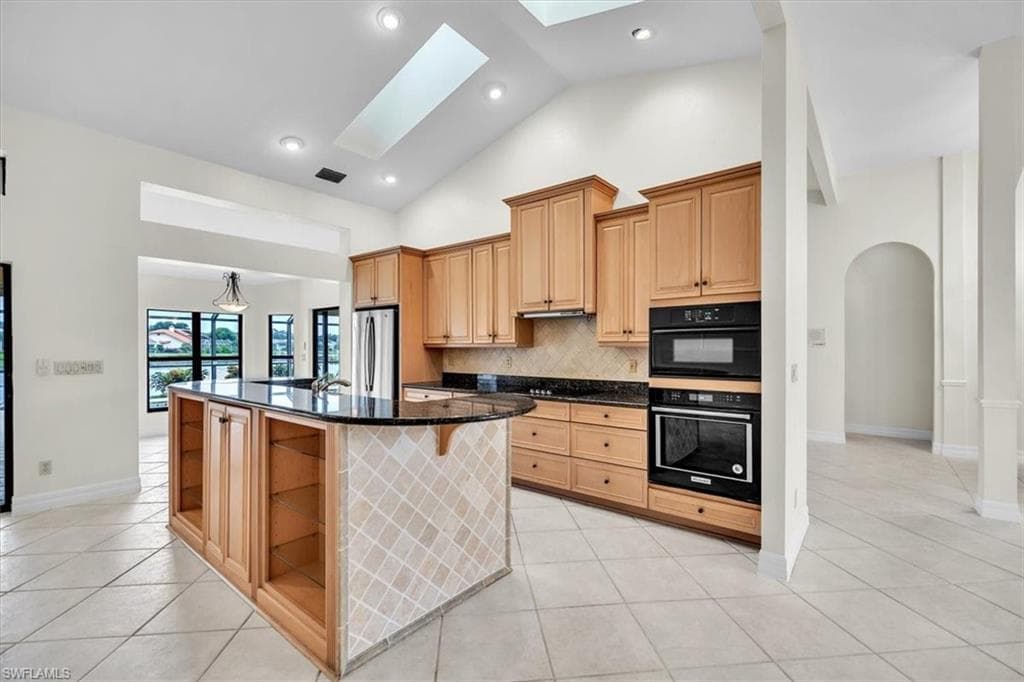 11543 Tanager CT-12