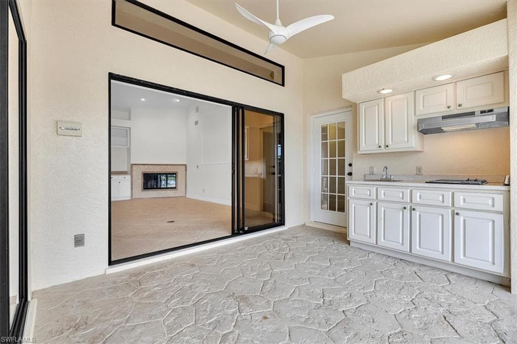 11543 Tanager CT-18