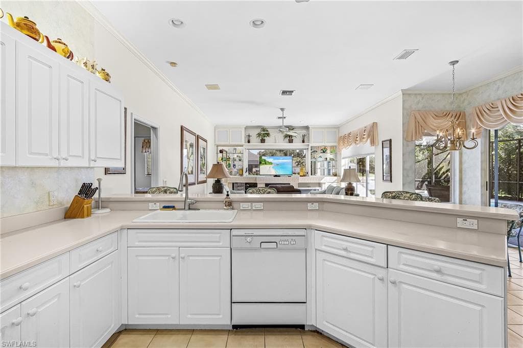 11873 Grand Isles LN-9