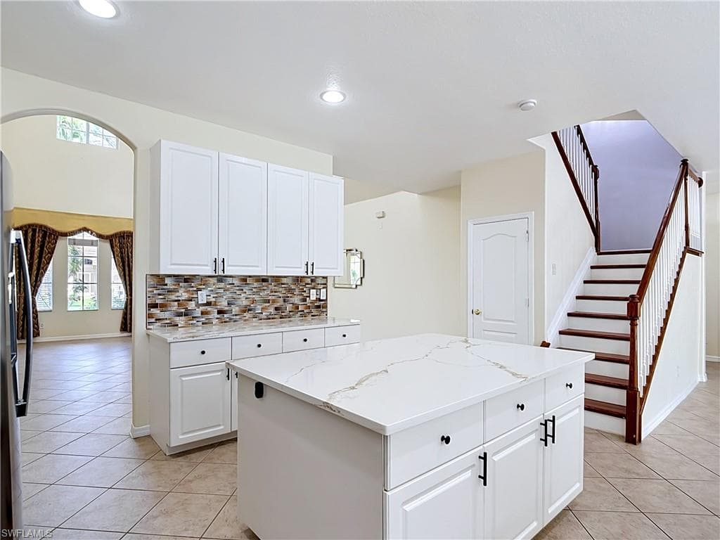 15641 Alton DR-12