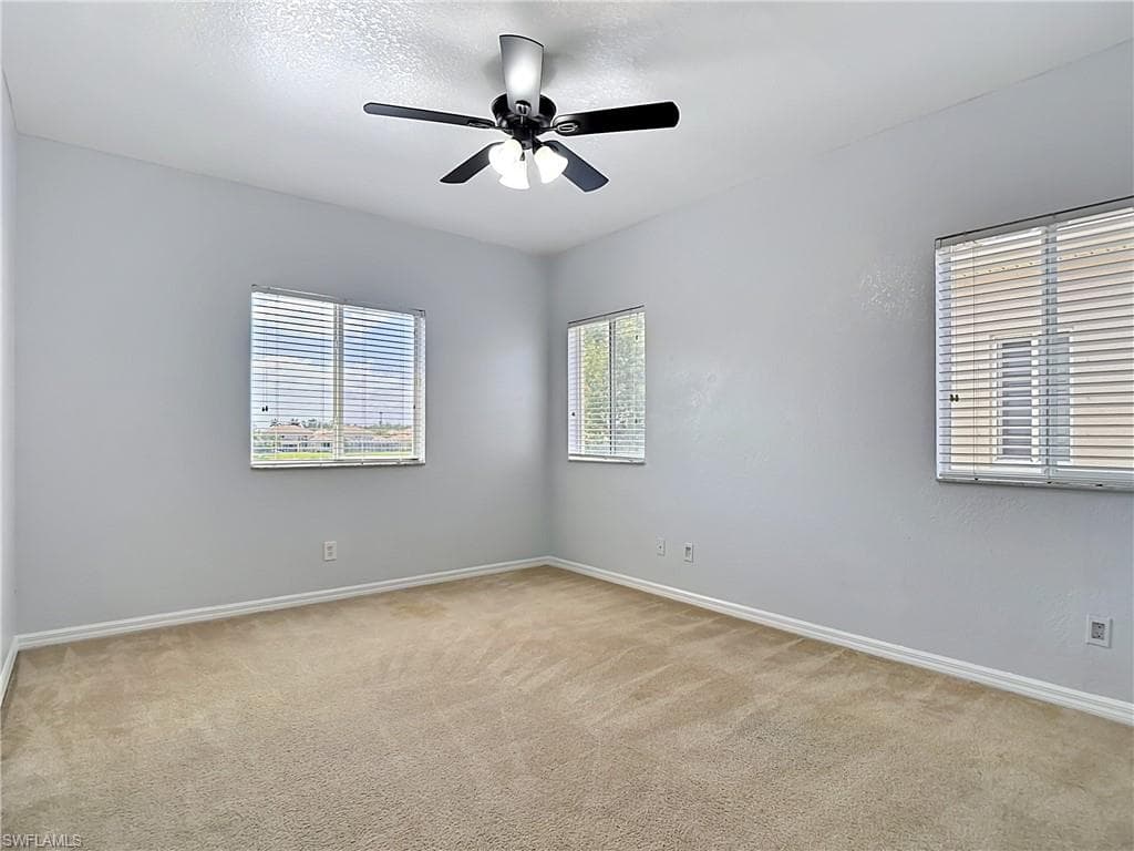 15641 Alton DR-32