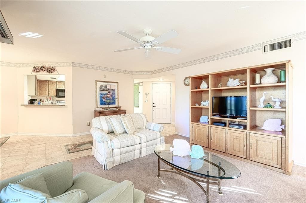 586 Beachwalk CIR O206-4