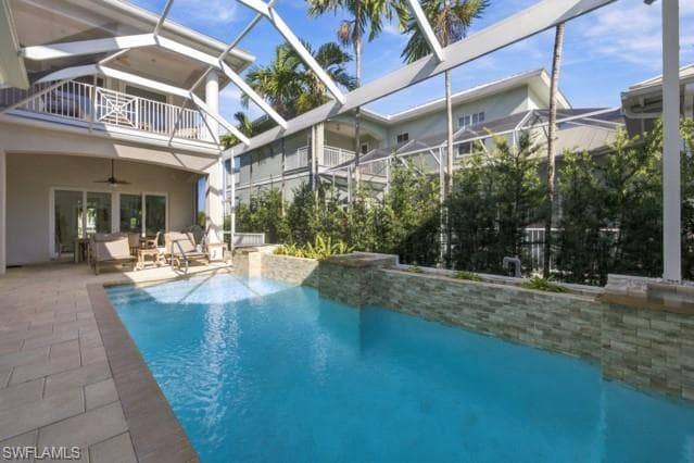 9222 Vanderbilt DR-41