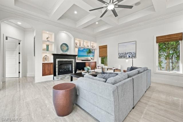 9222 Vanderbilt DR-11