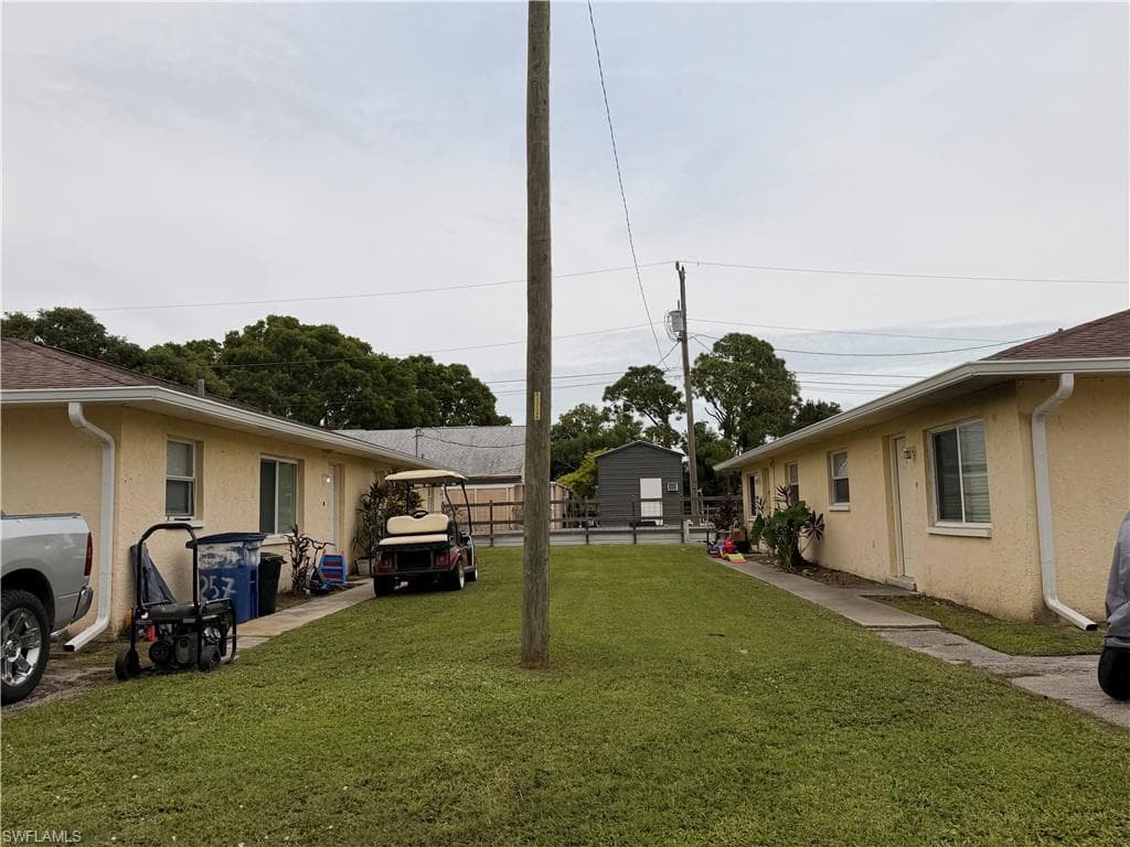 257-263 Poe AVE 257-2