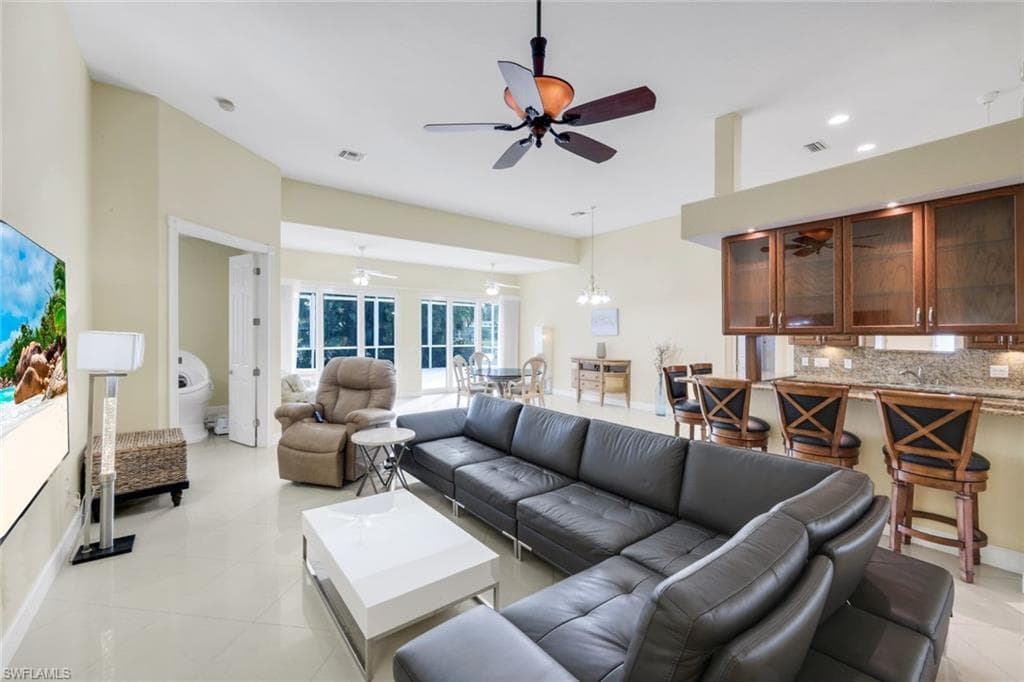 3112 Dominica WAY-4