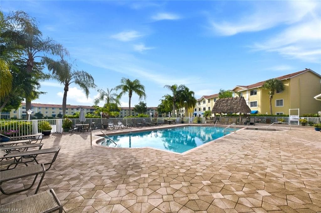 8271 Key Royal CIR 931-22