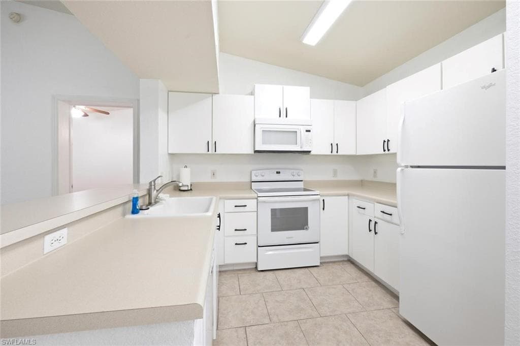 8271 Key Royal CIR 931-9