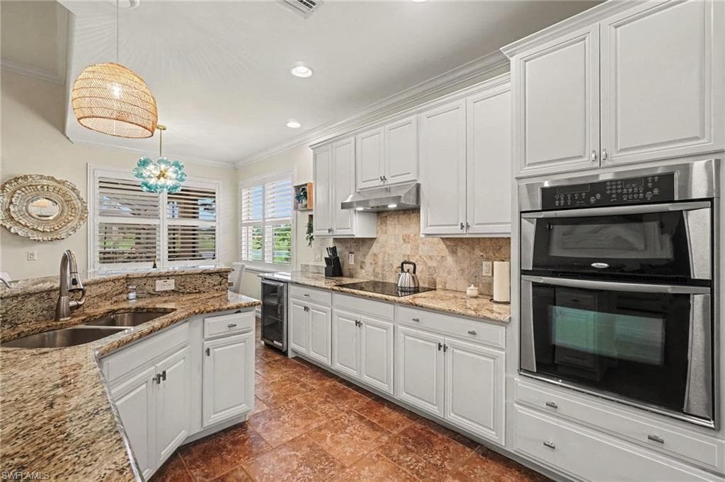 10856 Tiberio DR-11